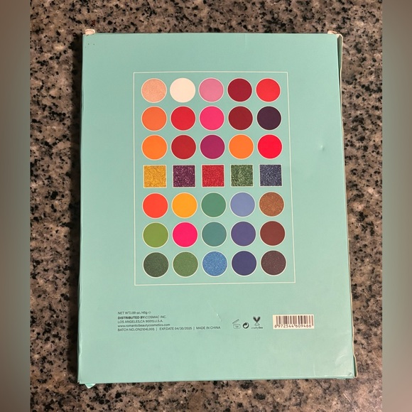 Romantic Beauty Cocktail Party 35 Color Eyeshadow Palette - Picture 2 of 6